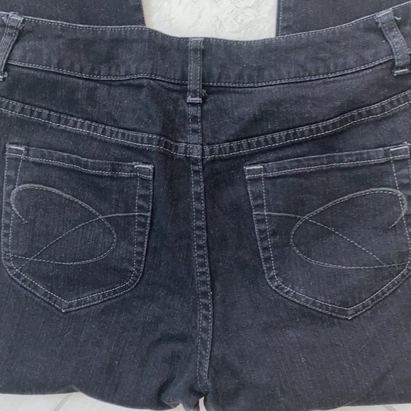 Chico’s Platinum Black Denim 5 Pocket Mid-Rise Straight Leg Jeans Chico Sz .5=6 - Picture 6 of 9